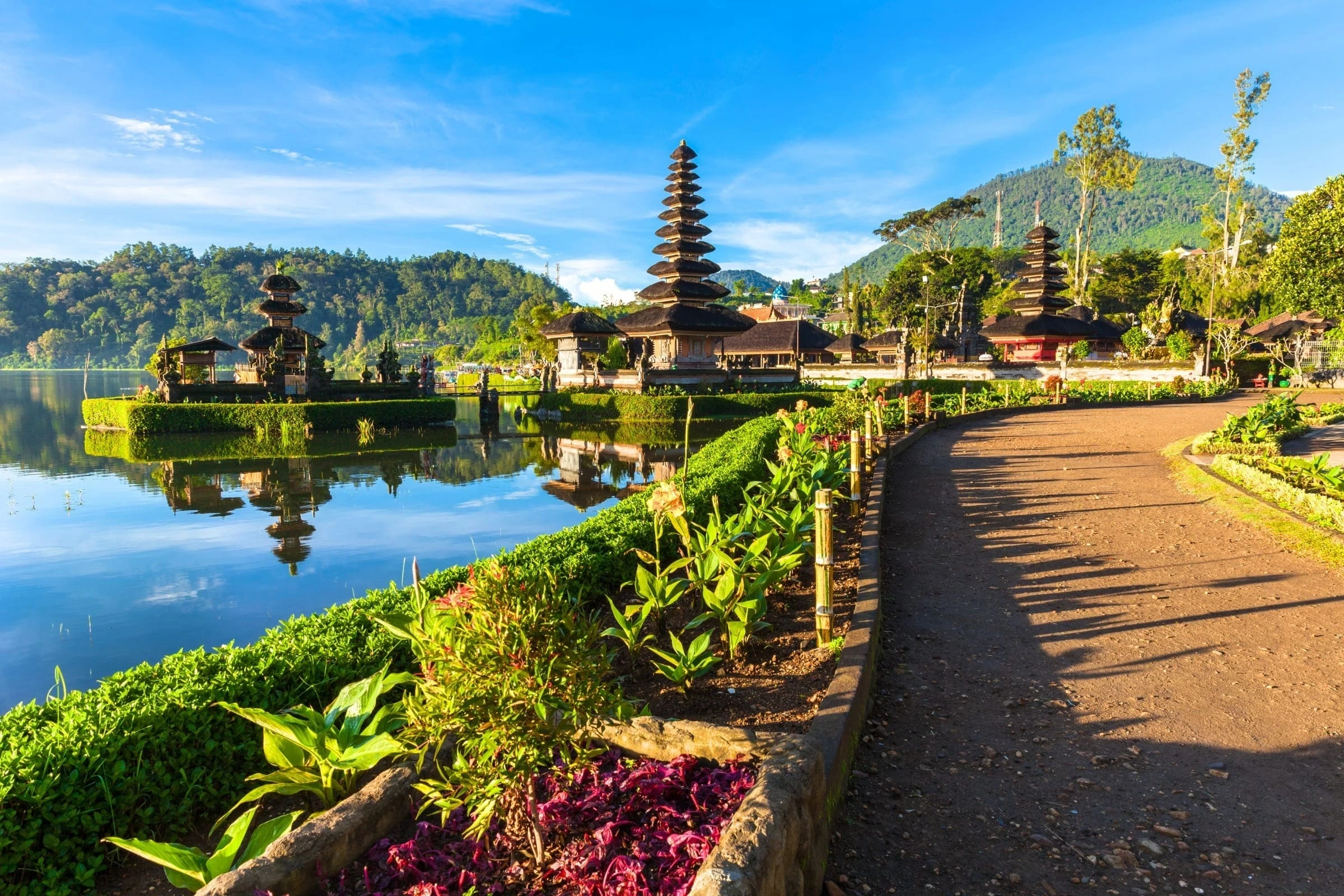 16-Night All-Inclusive Indonesia Islands Cruise & Bali Beach Escape